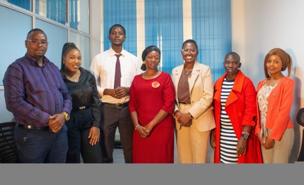 Lucy Kamura mentoring youth at career summit